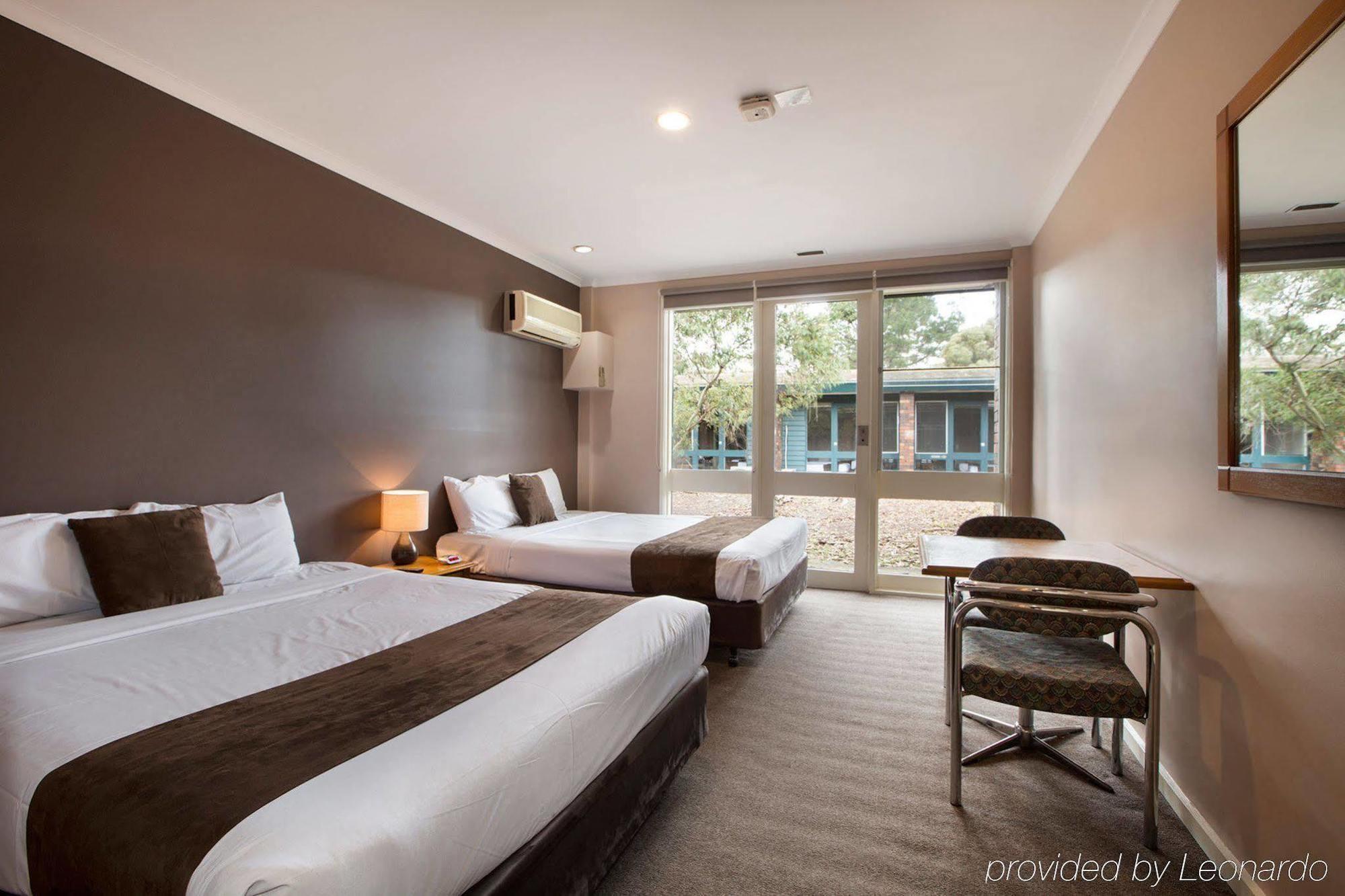 Burvale Hotel Nunawading Luaran gambar